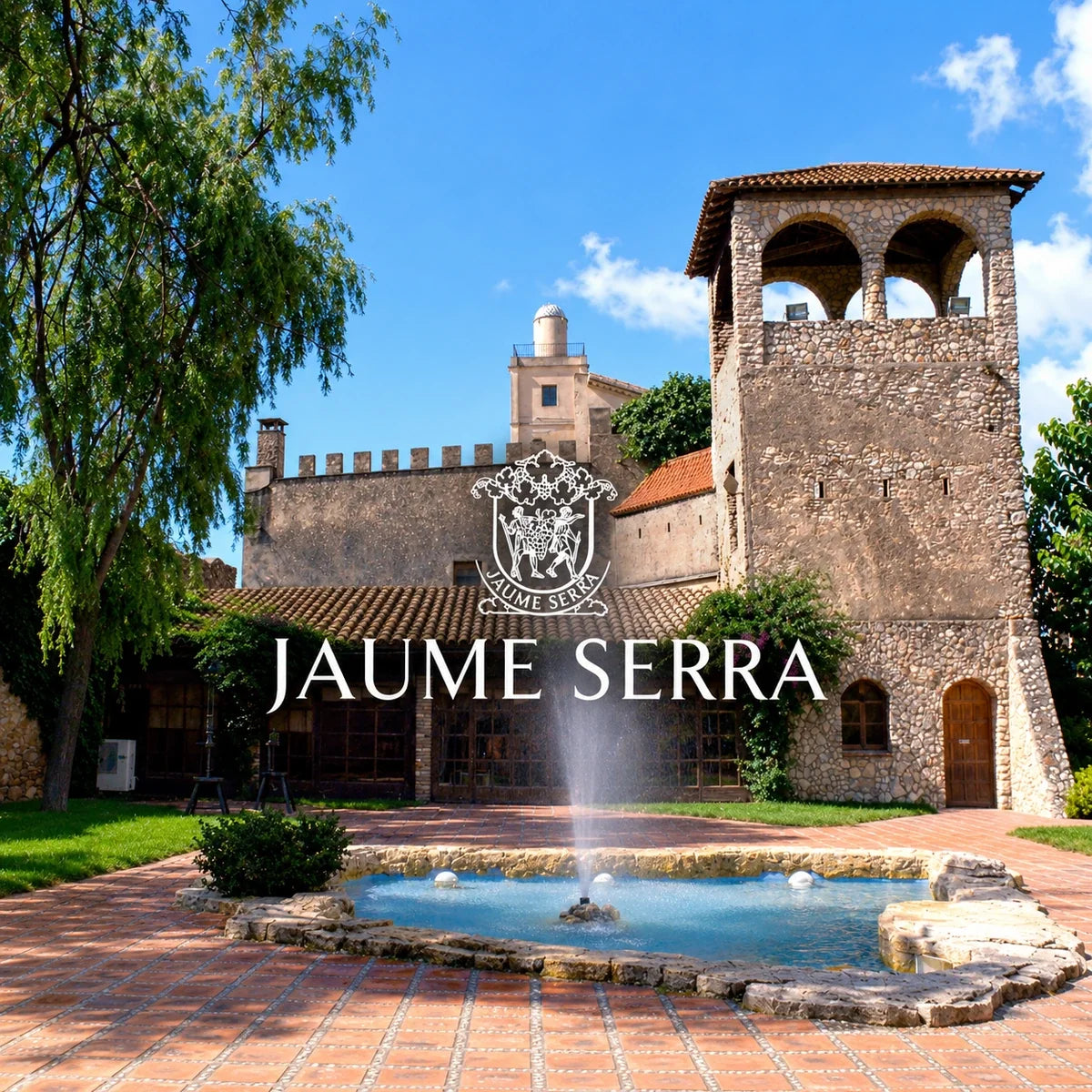 Jaume Serra Cava met het logo van het wijnhuis