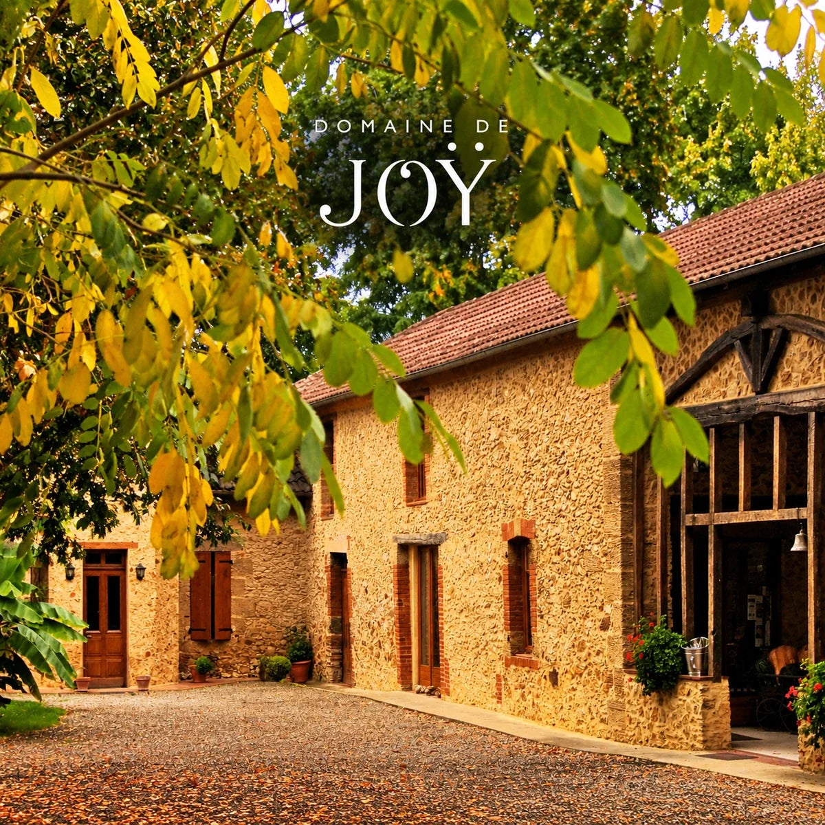 Domaine de Joy, sfeerfoto met logo