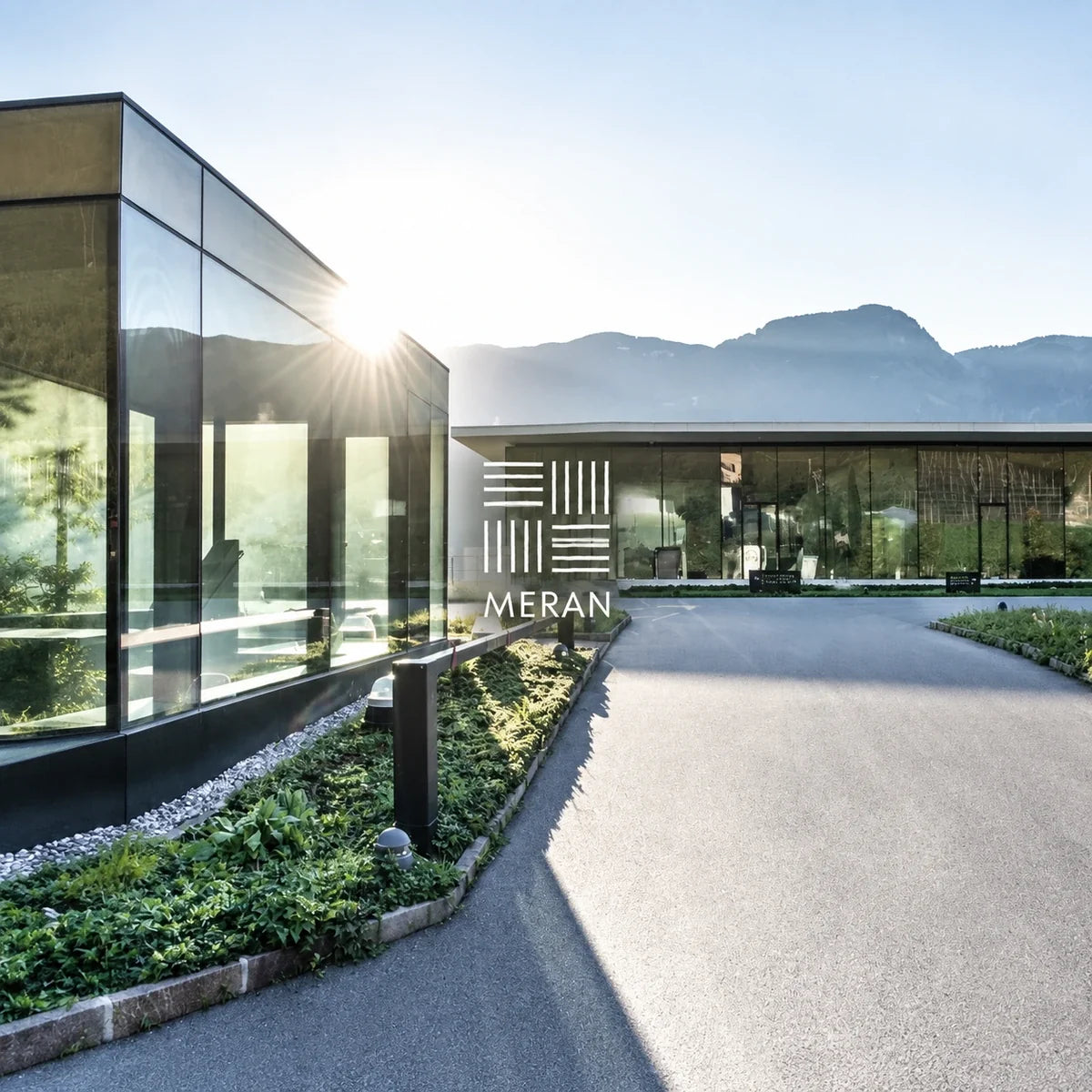 Meran, sfeerfoto met logo