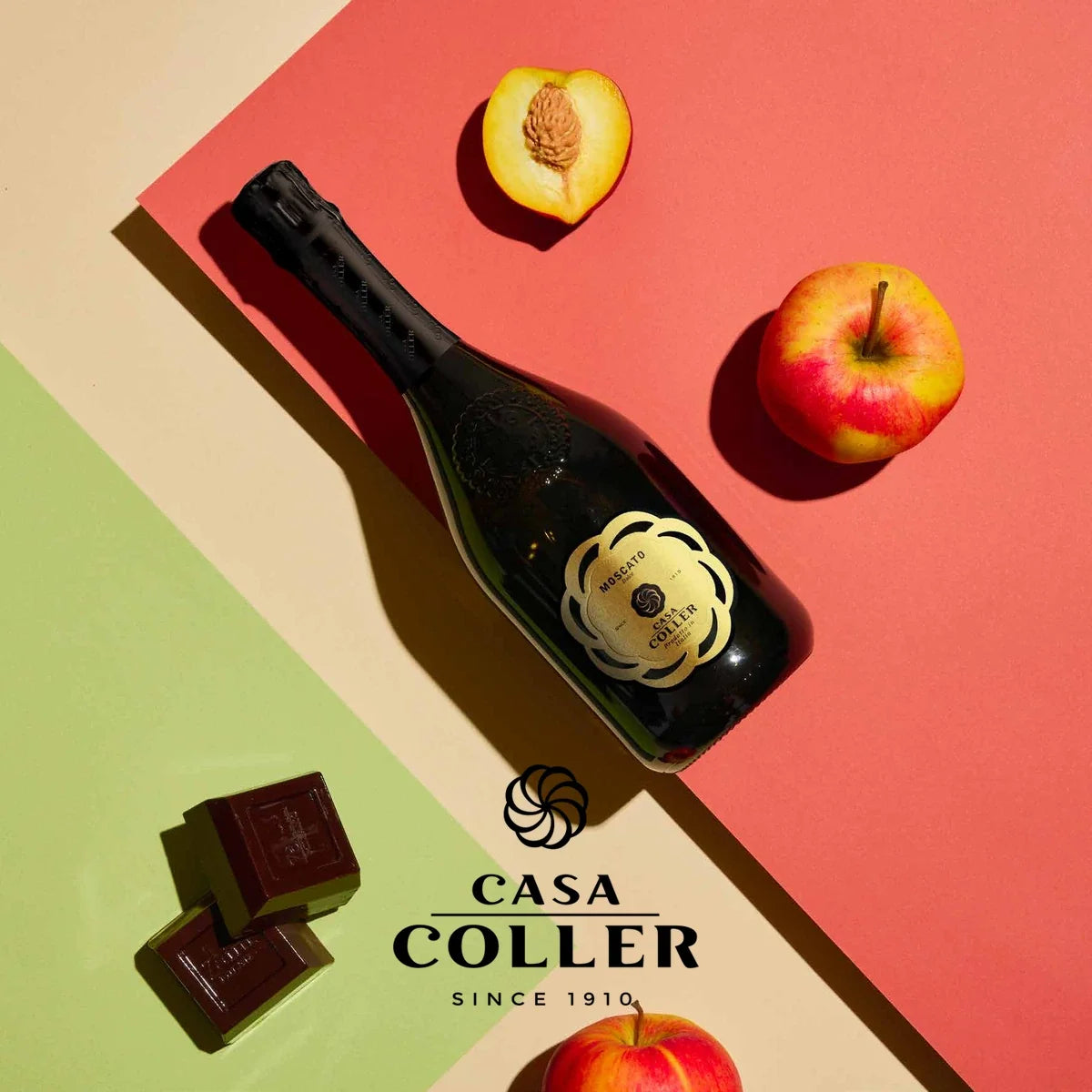 Casa Coller – sfeerfoto met logo